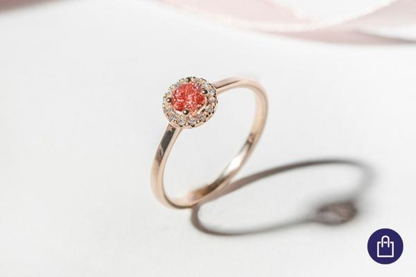 Halo prsteň s IGI certifikovaným ružovým lab-grown diamantom